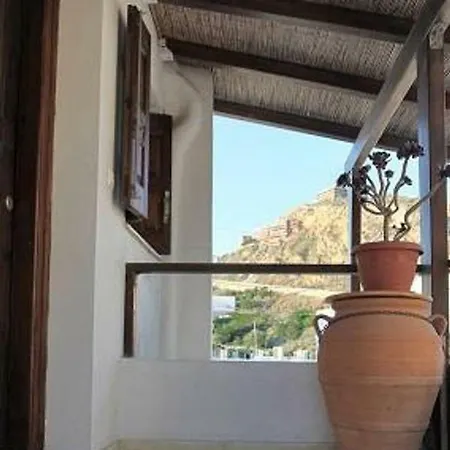 Traditional * Skyros