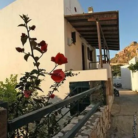 Apartment Traditional