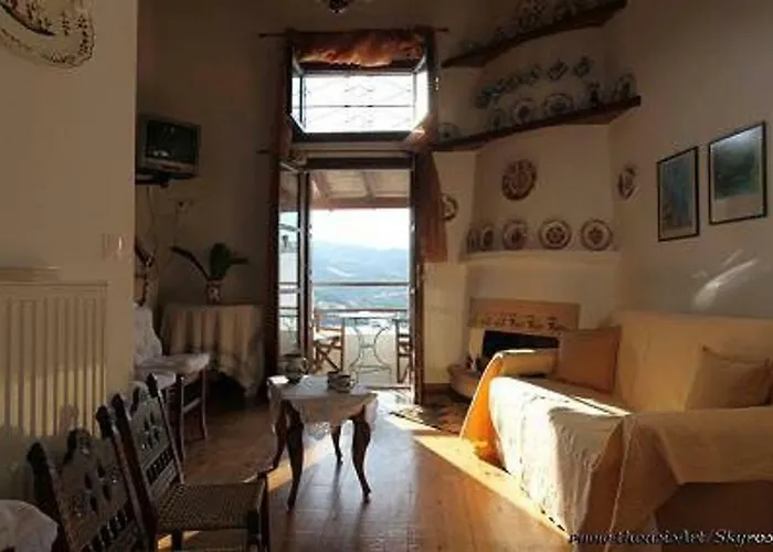Apartment Traditional Skyros